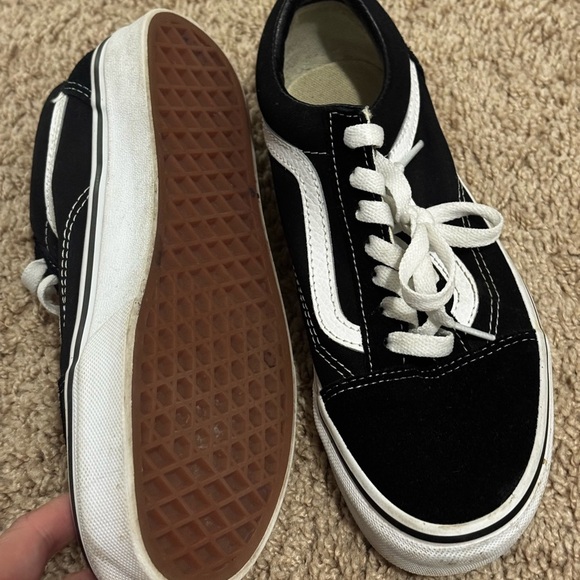 Vans Black and White Women's Shoes - Picture 3 of 3